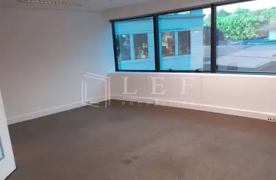 Prédio à venda na Rua Ferreira de Araújo, --, Pinheiros, São Paulo