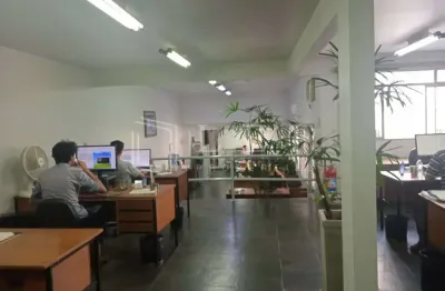 Prédio à venda na Rua João Anes, --, Alto da Lapa, São Paulo