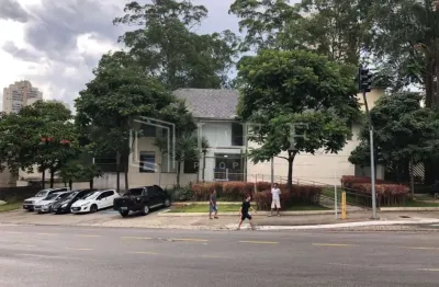 Prédio para alugar na Avenida Giovanni Gronchi, --, Vila Andrade, São Paulo