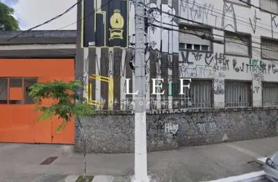 Prédio à venda na Rua Clímaco Barbosa, --, Cambuci, São Paulo