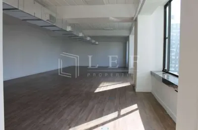 Prédio à venda na Rua Geraldo Flausino Gomes, --, Cidade Monções, São Paulo