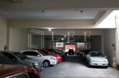 Prédio à venda na Rua Roma, --, Lapa, São Paulo