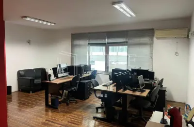 Prédio à venda na Rua Paracuê, --, Sumaré, São Paulo