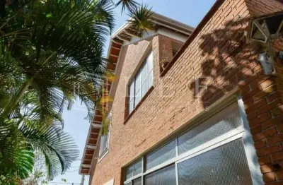 Casa com 4 quartos à venda na Rua Macaé, --, Pacaembu, São Paulo
