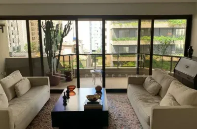 Casa com 3 quartos para alugar na Rua José Maria Lisboa, --, Jardim Paulista, São Paulo
