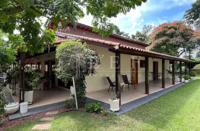 Chácara / sítio com 7 quartos à venda na Avenida Salvador Kruppe, --, Traviú, Jundiaí