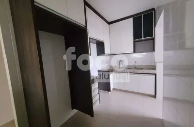 Apartamento com 3 quartos para alugar na Rua Quinze de Novembro, Fundinho, Uberlândia
