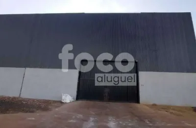 Barracão comercial de fácil acesso a rodovia no centro empresarial leste