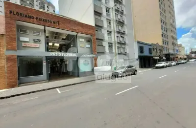 Ponto comercial para alugar na Avenida Floriano Peixoto, Centro, Uberlândia