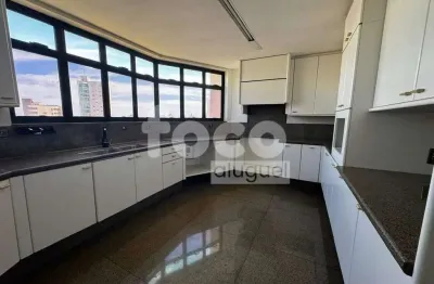 Apartamento com 3 quartos para alugar na Rua Bernardo Guimarães, Fundinho, Uberlândia