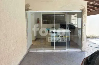 Casa para aluguel, 3 quartos, 1 suíte, 3 vagas, carajás - uberlândia/mg