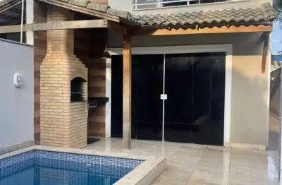 Casa em condomínio fechado com 2 quartos para alugar em Vargem Grande, Rio de Janeiro 