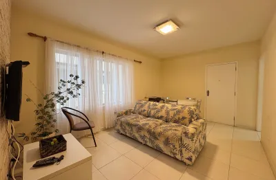 Apartamento oportunidade à venda na praia da enseada com 3 quartos.