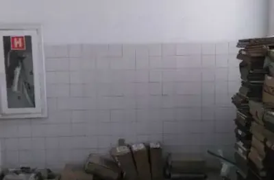 Sala Comercial à Venda no Centro do Rio de Janeiro - 150m², 2 Banheiros - Imperdível!