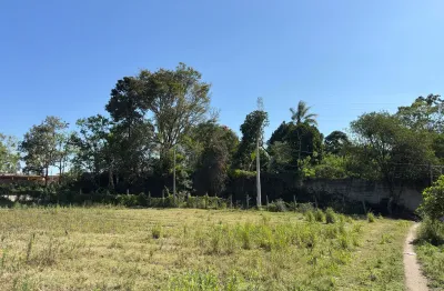 Vende-se terreno com fácil acesso em mogi, próximo a comercios