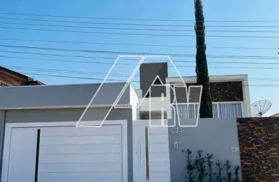 Casa com 3 quartos à venda no jardim esmeraldas, pompéia , 159 m2 por r$ 1.000.000