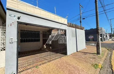 Casa com 3 quartos à venda na rua maranhão, centro, marília, 185 m2 por r$ 540.000