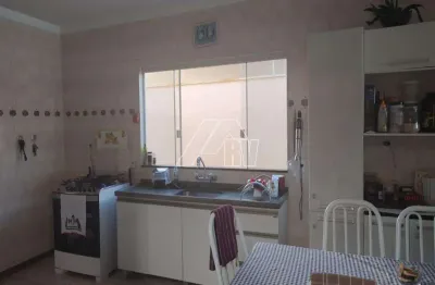 Casa com 4 quartos à venda na rua maranhão, santa tereza, marília, 280 m2 por r$ 1.200.000