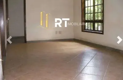 Casa com 3 quartos à venda no Sidil, Divinópolis 