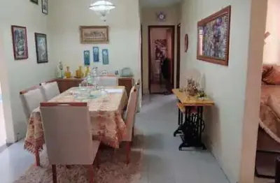 Casa com 3 quartos à venda no São Luís, Divinópolis 