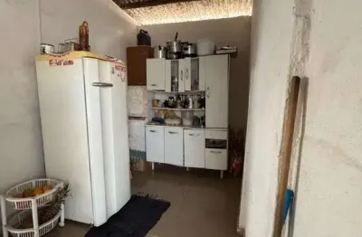 Casa com 2 quartos à venda no Quintino, Divinópolis 