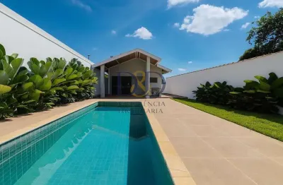 Casa com 3 quartos à venda na Rua Venâncio Pádula, Jardim Cândida, Araras