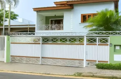Casa com 5 quartos à venda na Rua Domingos Puglia Neto, 104, Jardim Simus, Sorocaba