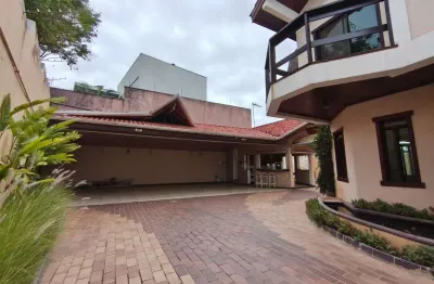 Casa com 4 quartos para alugar na Rua Antônio Guitti, 461, Parque Campolim, Sorocaba