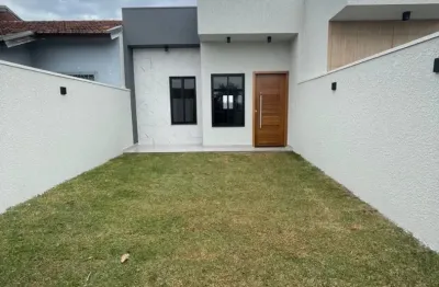Vende-se casa em fase de construção  no jardim coopagro  sobra de terre!