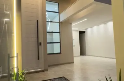 Vende casa próximo ao lago novo  bairro tocantins !casa de alto padrão!