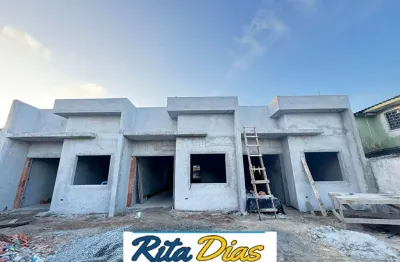Casa geminada no bairro canoas em pontal do paraná-pr
