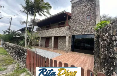 Casa com 4 quartos para alugar em Ipanema, Pontal do Paraná 