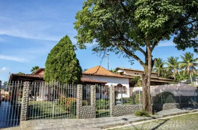 Casa com 3 quartos à venda na Rua Atílio Novaes, 145, Venda das Pedras, Itaboraí