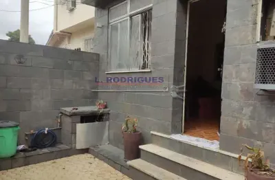 Casa com 3 quartos à venda na rua joão pinheiro, piedade, rio de janeiro, 211 m2 por r$ 370.000