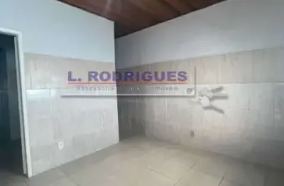 Casa com 1 quarto para alugar na rua leopoldina, piedade, rio de janeiro, 33 m2 por r$ 750
