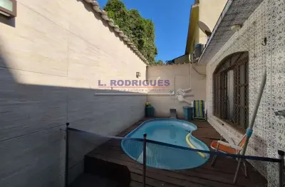 Casa em condomínio fechado com 2 quartos à venda na rua retiro dos artistas, pechincha, rio de janeiro, 112 m2 por r$ 420.000