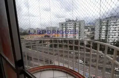 Apartamento com 2 quartos para alugar na rua teixeira de azevedo, abolição, rio de janeiro, 44 m2 por r$ 900