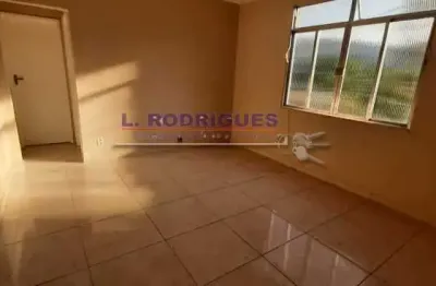 Apartamento com 2 quartos para alugar na rua caetano da silva, cascadura, rio de janeiro, 56 m2 por r$ 1.150