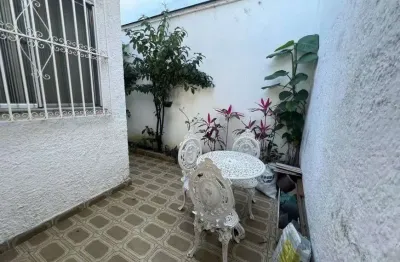 Casa em condomínio e linear - 3 quartos - vaga garagem 3 carros