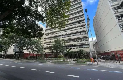 Apartamento ipanema - na quadra da praia - 200m2 - frente - vazio