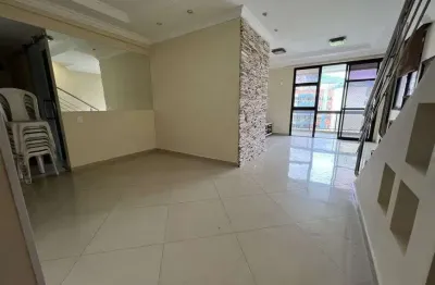 Rua araguaia - cobertura 208m2 - vazia - 4 quartos 2 suites - 2 vagas