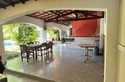 Casa térrea a venda no bairro Mayard em Itu, com ampla area de lazer