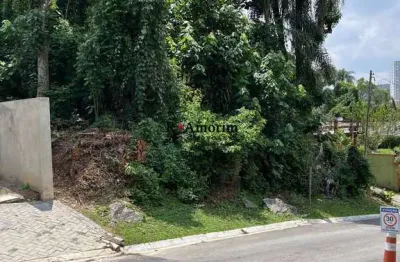 São Fernando  Residência - Terreno com 712 metros no Cond. São Fernando Residencia em  Barueri