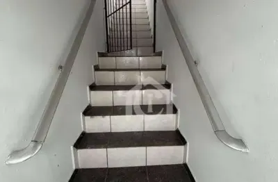 Casa comercial para locação na região do campanário em diadema