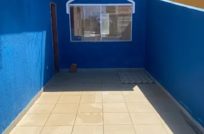 Casa bem espaçosa, próximo a orla em excelente localização em pituaçu.