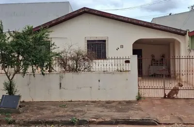 Venda de Casa paralela Av Saul Elkind, Conjunto Vivi Xavier, Londrina, PR
