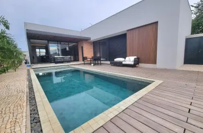 Linda casa térrea à venda - 100% mobiliada com 3 suítes + escritório + área de lazer