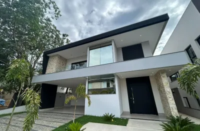 Sobrado novo à venda - condomínio mirante do lago - 4 suítes + energia solar