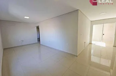Apartamento com 3 dormitórios para alugar, 138 m² por r$ 2.410,00/mês - fátima iii - pouso alegre/mg