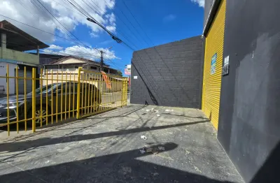 Aluga-se loja/depósito comercial – excelente localização!